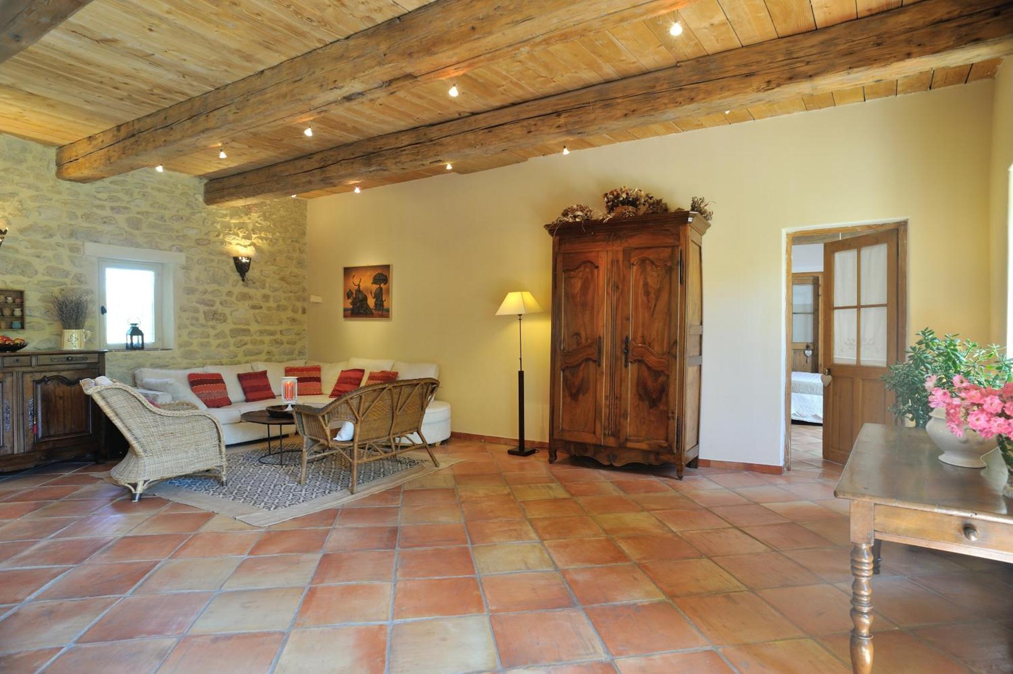 Chambres D'Hotes Domaine Des Machottes Grans Eksteriør bilde